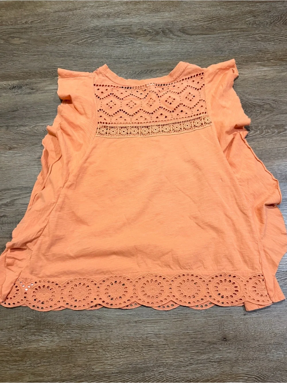 Anthropologie Coral Eyelet Flutter Sleeve Top Size Large - Picture 8 of 9